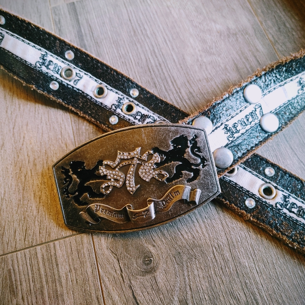 Vintage Seven7 Brand Large Rhinestone Silver Buckle on Leather Grommet Belt 34+